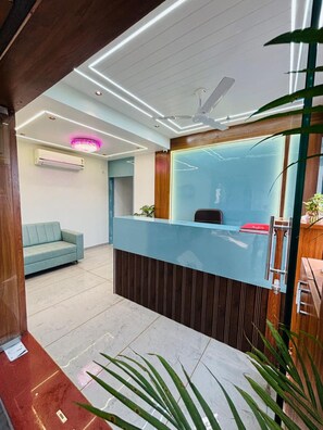 Lobby - Hotel Mewar The Legend (Gandhinagar)