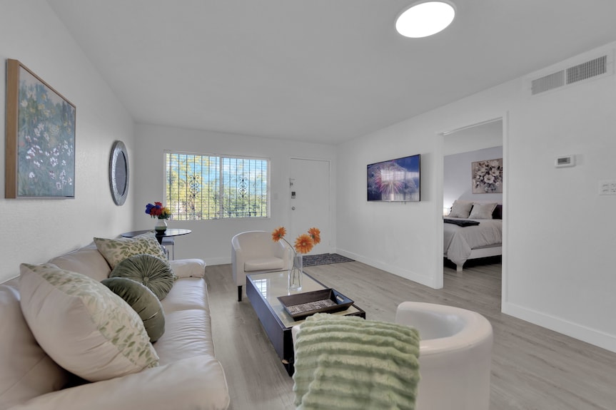 Cozy 1-bedroom Condo Walking Distance To Las Vegas Strip - Henderson