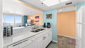 Private kitchen - Gulf-Front 1BR w/ Beach Service at Long Beach Resort Tower 3 (Panama City Beach)