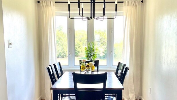 Dining - 3BR Hershey Getaway: Only 1 Mile From Hersheypark! (Hershey)