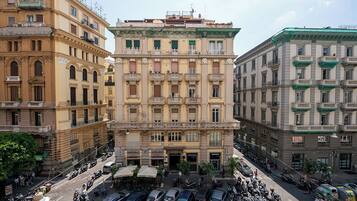 Suite Junior familiare, edificio separato, P.zza Bovio | View from room