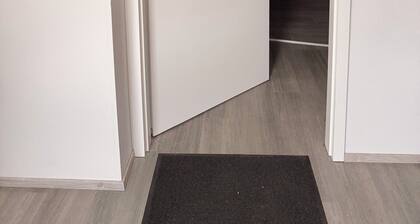 Erholsame Etagenwohnung mit Balkon nahe Phantasialand