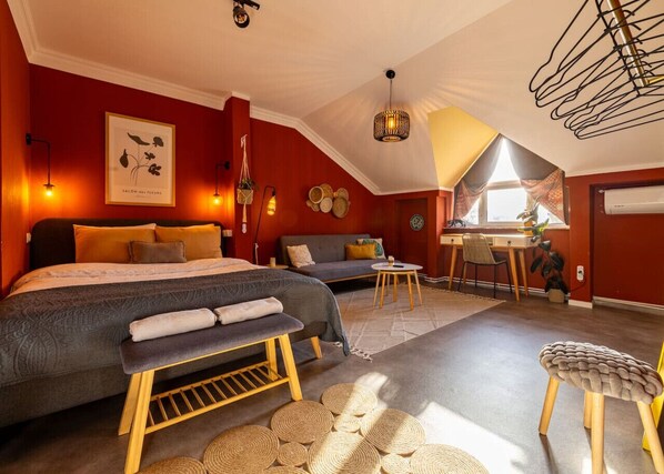 Interior - Cozy Main Square Apartment (Prishtina)