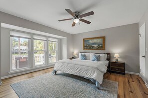 3 bedrooms, Internet, bed sheets - Beach Cottage, Golf Cart Included, Pet Friendly - 125 Sea Otter (Fripp Island)