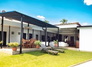 Fachada del alojamiento