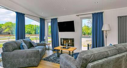 Silverwood Junior Chalet