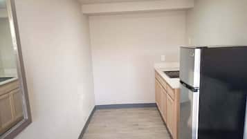 Deluxe Studio | Private kitchen