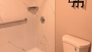Deluxe-Zimmer | Badezimmer
