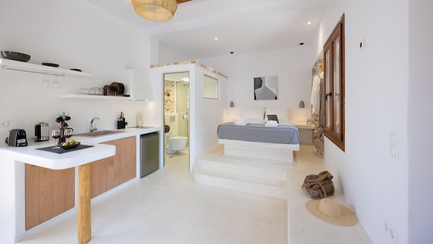 House, Smoking - Naxos Suites (Naxos)