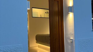 House, Smoking - Naxos Suites (Naxos)