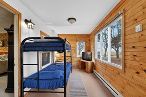 5 habitaciones, cuna de viaje, wifi y ropa de cama 
