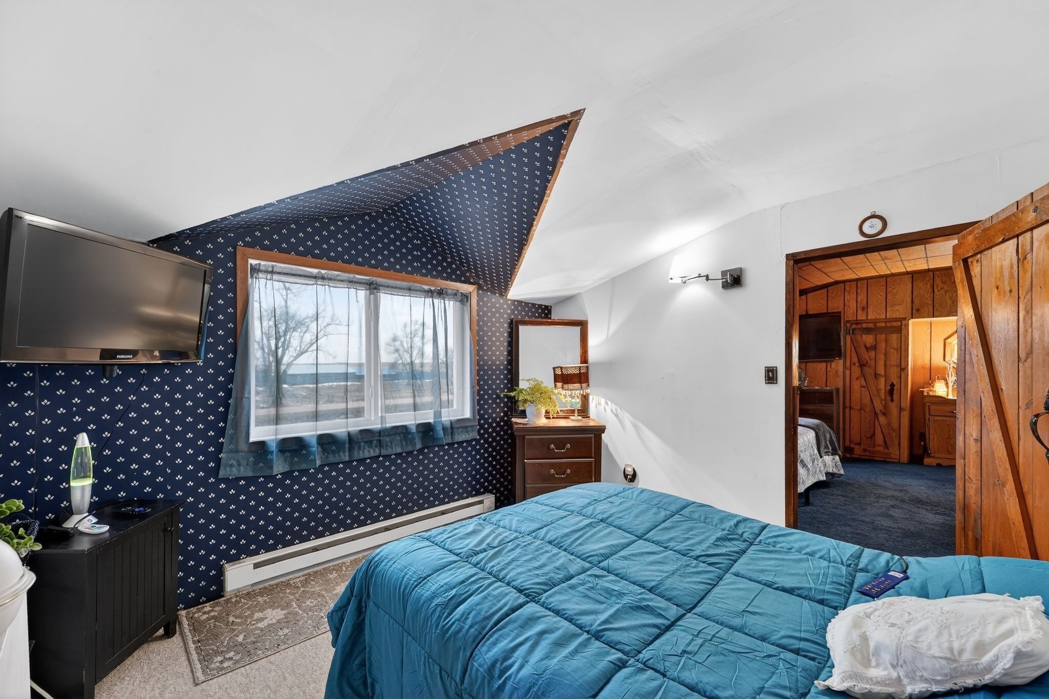 5 slaapkamers, reisbedje, wifi, beddengoed