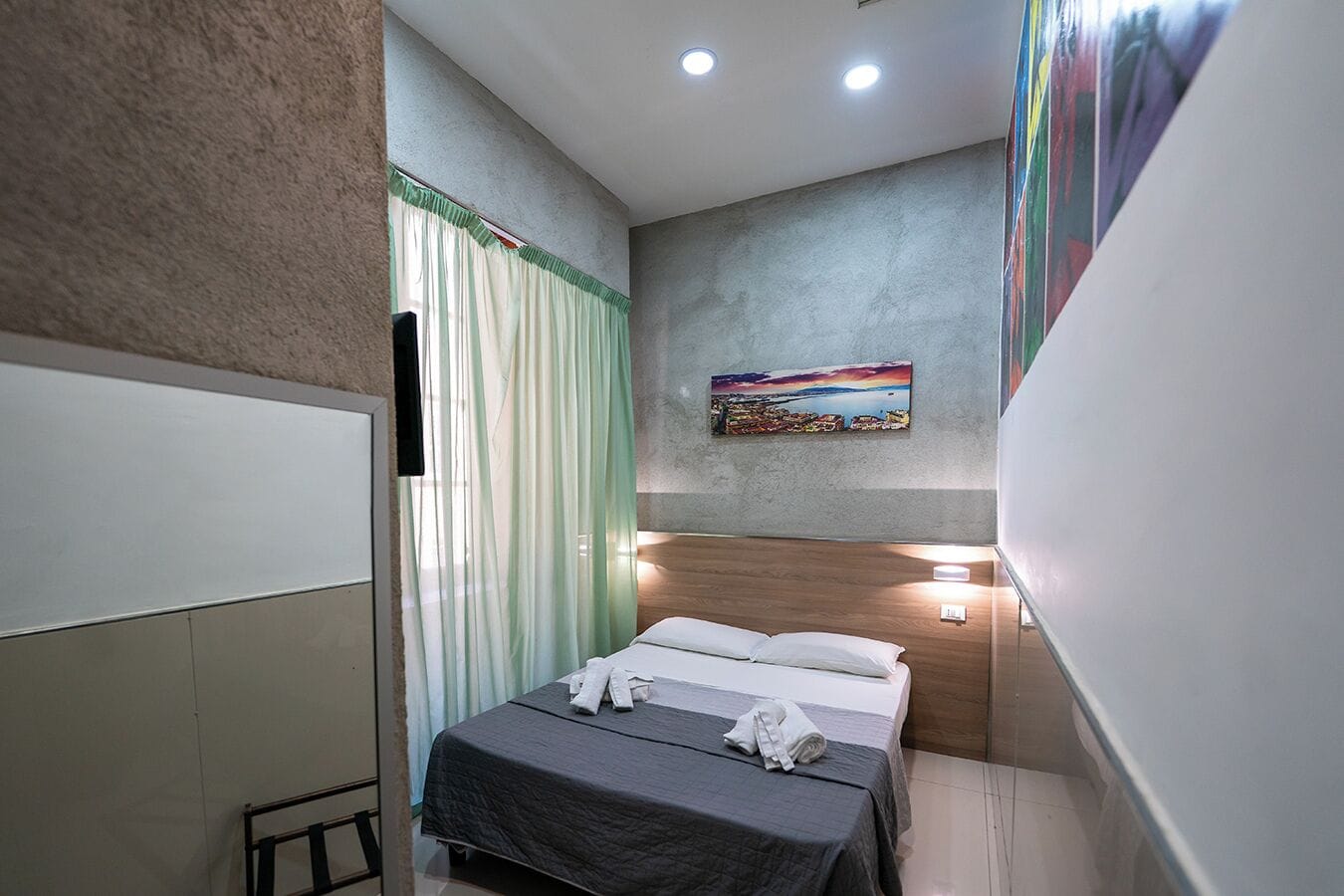 Camera Classic, edificio separato, p.zza Bovio