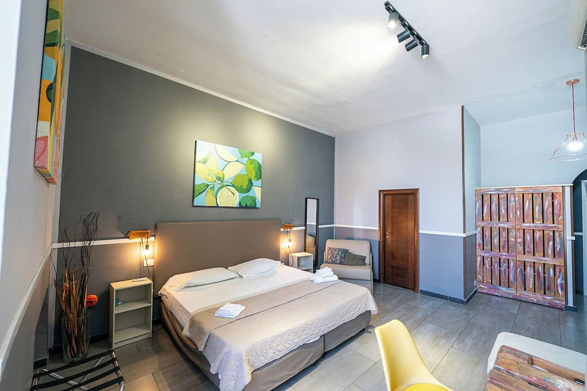 Suite Junior Familiare, edificio separato, Vico Carceri San Felice 13