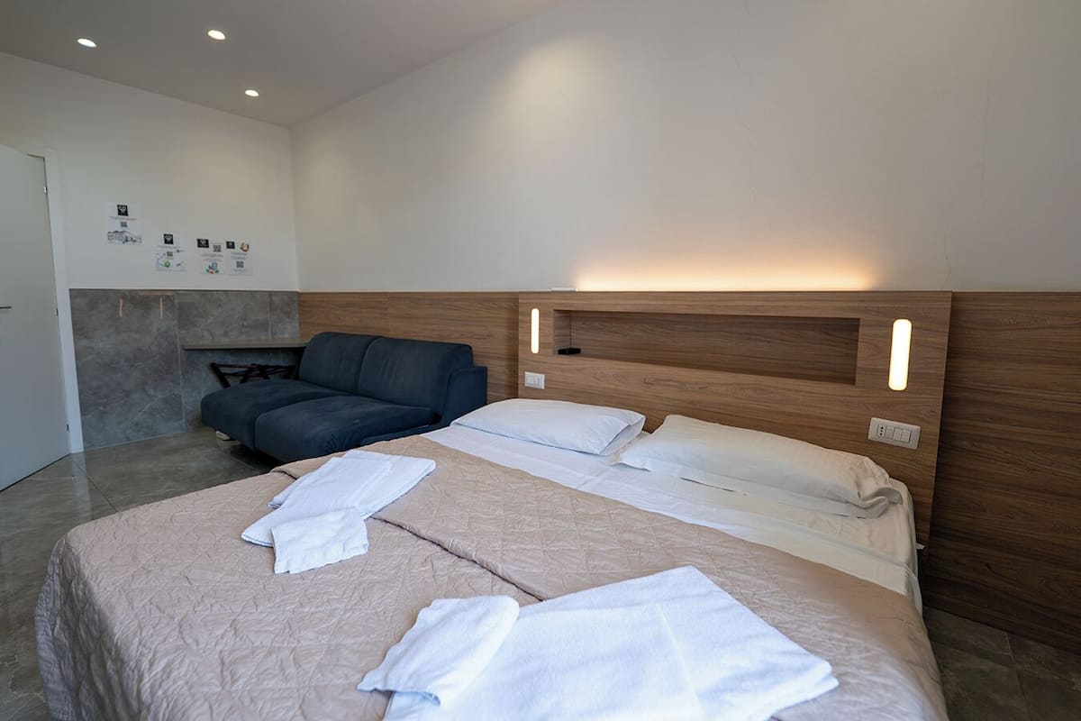 Suite familiare, edificio separato, vico Giardinetto 84