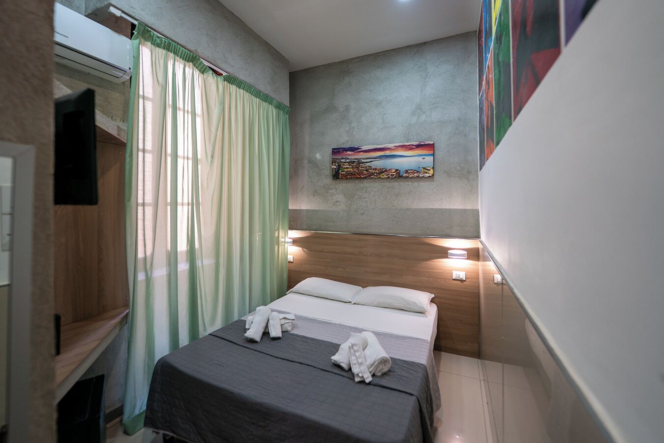 Camera Classic, edificio separato, p.zza Bovio