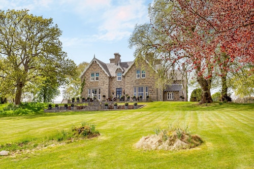Muckrach Country House