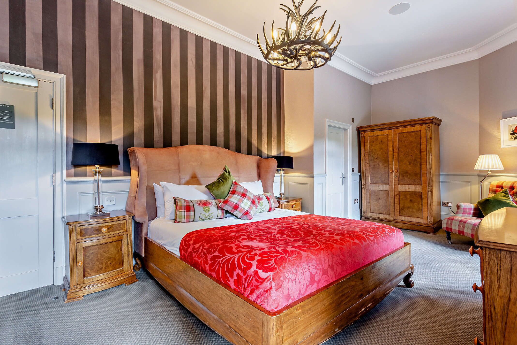 Deluxe Double Room | Desk, laptop workspace, blackout drapes, iron/ironing board