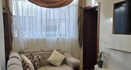 Majesty suite. Hermosa, 2 dormitorios y jacuzzi en el centro Historico de Cuenca