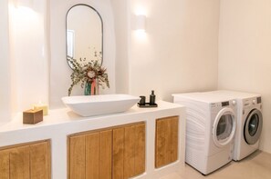 House | 3 bedrooms - Cycladic House Tinos Cycladic House in the Heart of Tinos City (Tinos)