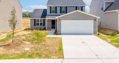 Great Value! New Modern Spacious Home!