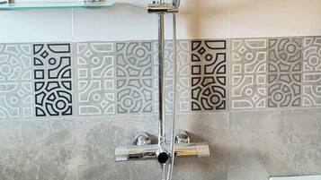 Bidet, towels, soap, shampoo