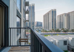 Property grounds - Stylish Fully Furnished 1BR in Executive Residence (Dubai)
