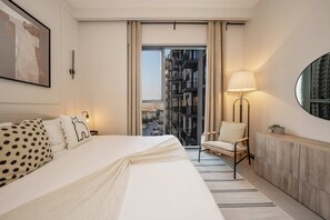 Room - Stylish Fully Furnished 1BR in Executive Residence (Dubai)