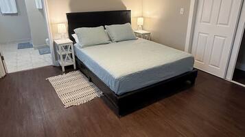 3 quartos, escrivaninha, Wi-Fi de cortesia, roupa de cama