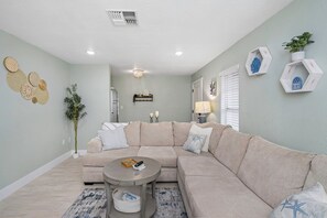 Smart TV, video games