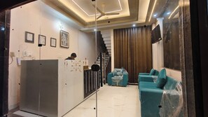 Lobby - Quick Hotels Shreekanth (Rishikesh)