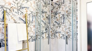 Shower, hair dryer, bidet, towels - Residenza I Dogi by Ca-Sa Check (Chioggia)