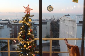 Standard Triple Room, City View | Interior - GROSS HOTEL (Istanbul)