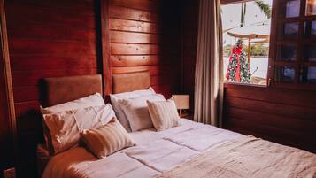 Escrivaninha, espaço de trabalho para notebook, Wi-Fi de cortesia