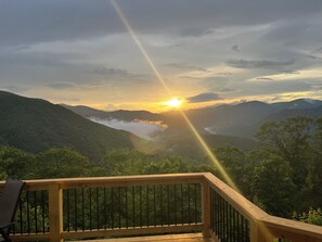 Property grounds - Peaceful and private sanctuary with incredible 180 degree views in Maggie Valley (Maggie Valley)