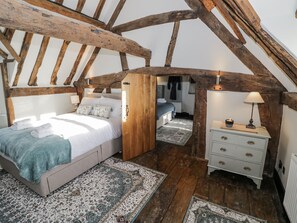 3 bedrooms, individually decorated, individually furnished, free WiFi - Weston Cottage (Stratford-upon-Avon)