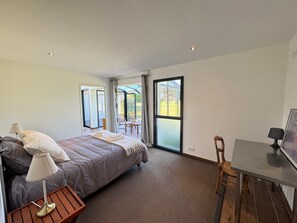 4 Schlafzimmer, Bügeleisen/Bügelbrett, WLAN, Bettwäsche