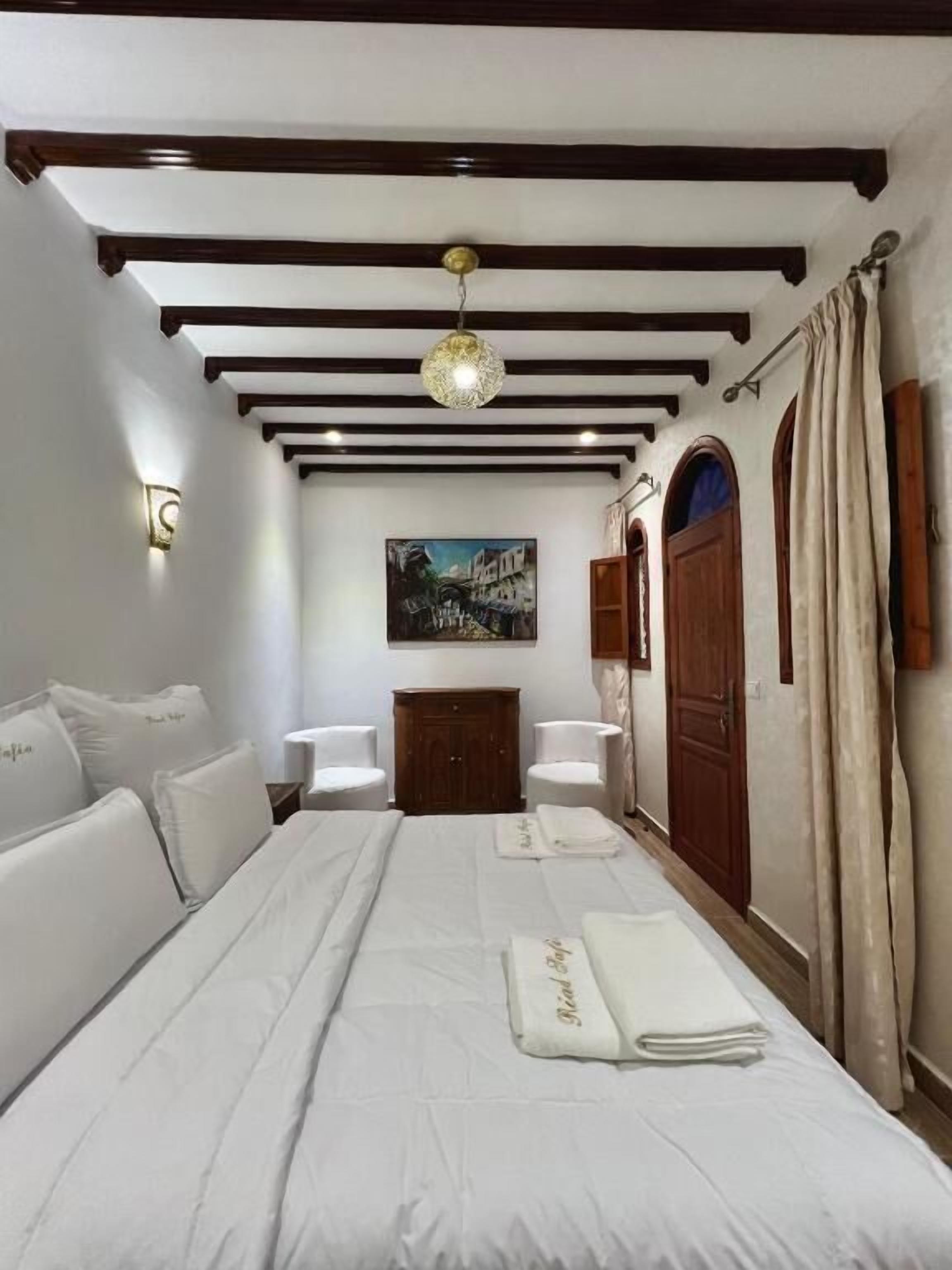 Standard Double Room | Free WiFi