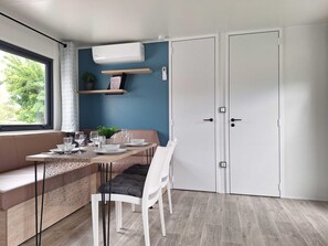 Mobile Home | Dining - Mobile Home in Austrian Countryside (Ossiach)