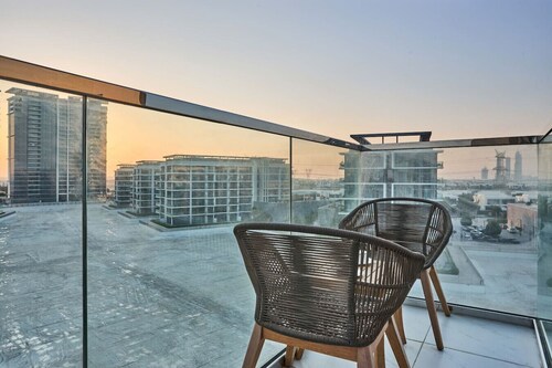 Upscale 2-Bedroom Retreat in Dubai