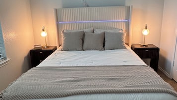 3 bedrooms, iron/ironing board, free WiFi, bed sheets