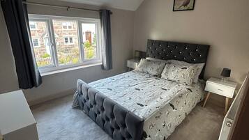 3 bedrooms, WiFi, bed sheets