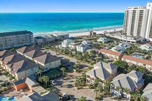 Exterior - 🌊Walk to Beach | Community Pool | 4 Bedroom | Miramar Beach Villa 111🌴 (Miramar Beach)