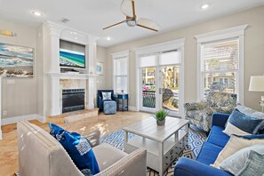 Smart TV - 🌊Walk to Beach | Community Pool | 4 Bedroom | Miramar Beach Villa 111🌴 (Miramar Beach)