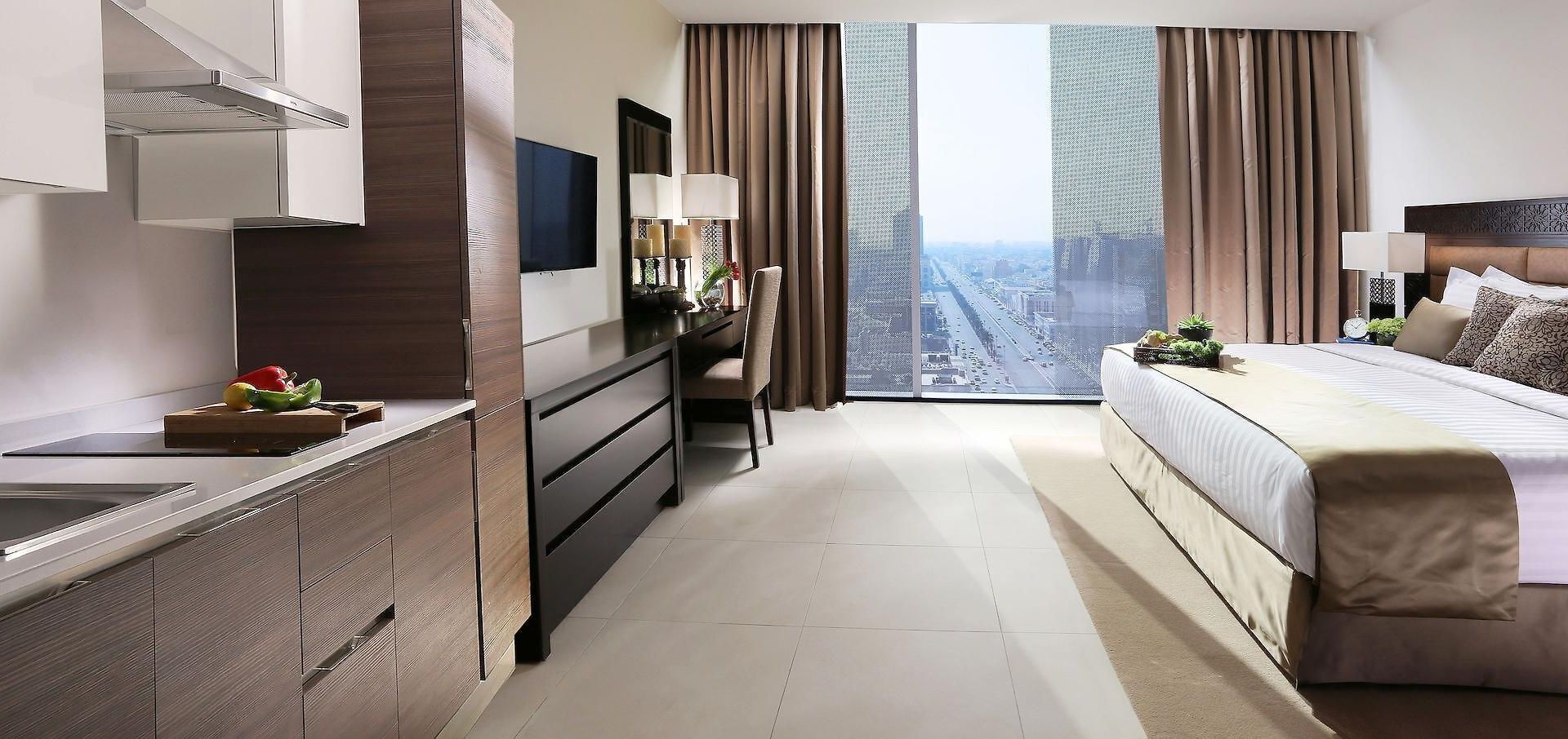 Suite Junior, vista città | Una cassaforte in camera, Wi-Fi gratuito