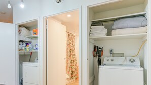 Apartamento com design assinado, vista para a cidade | Parte interna