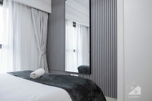 Apartment (3 Bedrooms) | Interior - Luxurious 3BR At Burj Crown Balcony, Pool & Gym (Dubai)