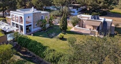 Villa Near Ibiza Town, sleeps 12/14