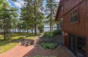 Terrace/patio - Beautiful Cabin on Horseshoe Lake (Merrifield)