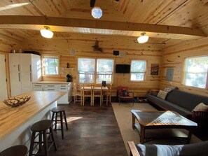 TV - Whispering Pines at Long Lake (Longville)
